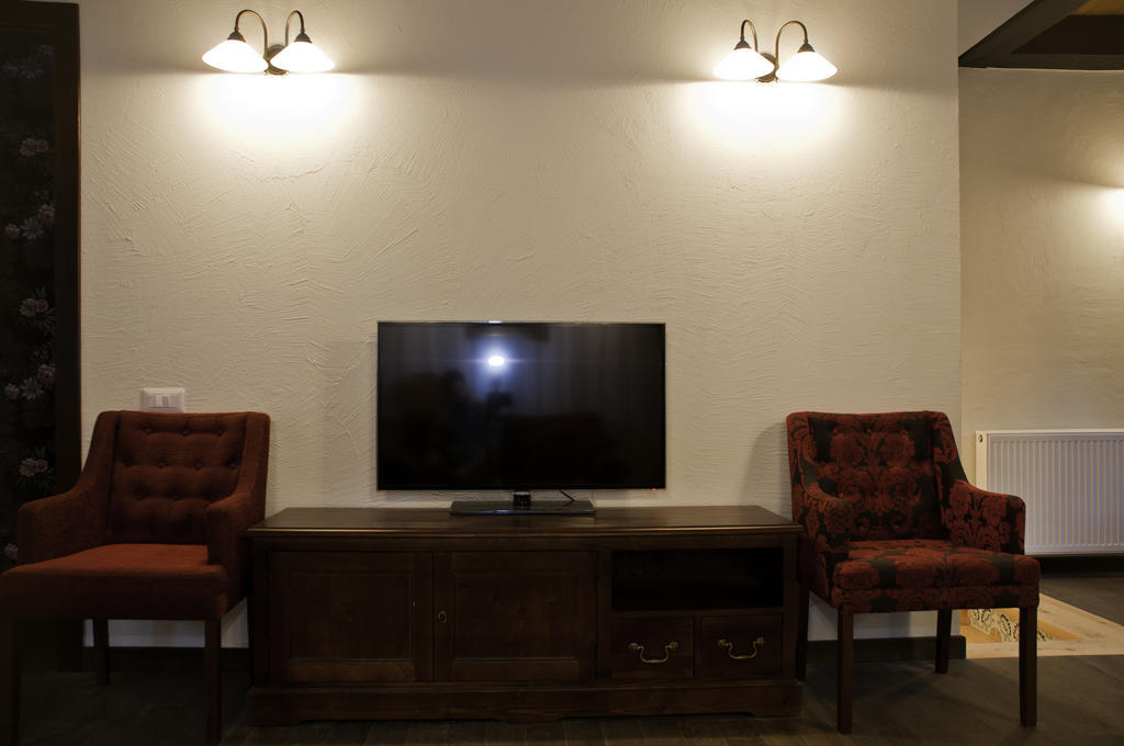 Arina Apartments Брашов Екстериор снимка