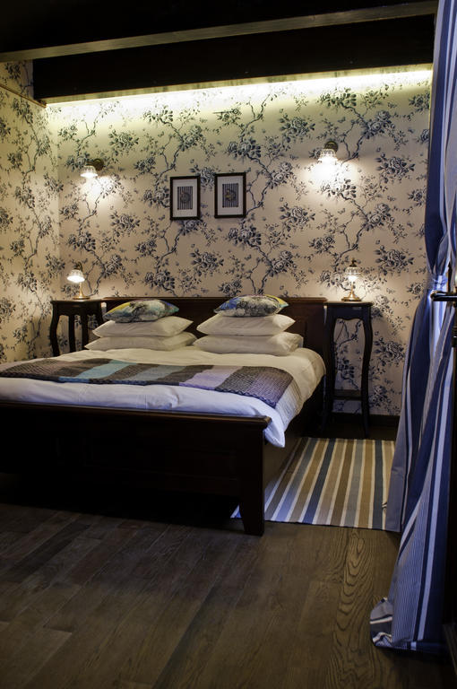 Arina Apartments Брашов Стая снимка